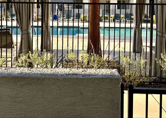 Westgate, Stadium Stunning First Floor 2bed 2bath Apartment